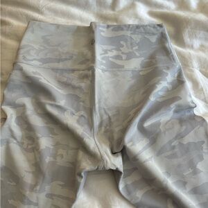 cropped lulu leggings